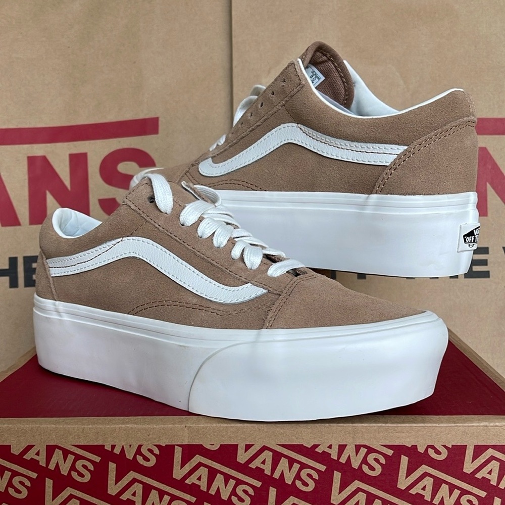 Vans Platform Sneakers Tan and White - Picture 7 of 16